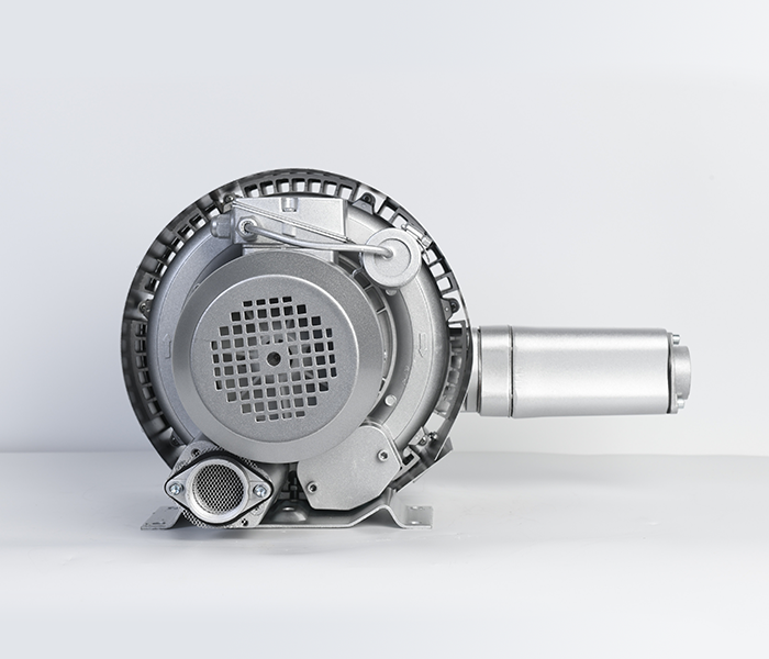 型号：2PB 220  A11-700W